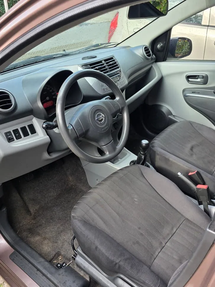 Nissan Pixo 2009 photo 3