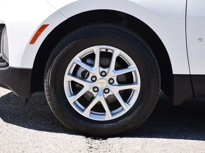 Chevrolet Equinox 2024 photo 5