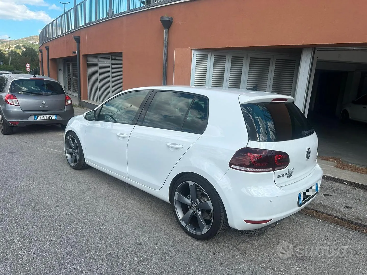Volkswagen Golf 2011 photo 5