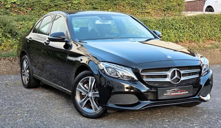 Mercedes-Benz C200