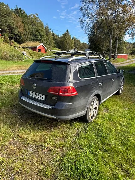 Volkswagen Passat 2012 photo 3