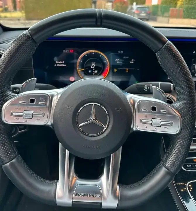 Mercedes-Benz E63 Amg