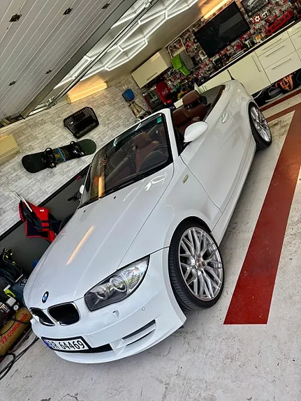 BMW 118I