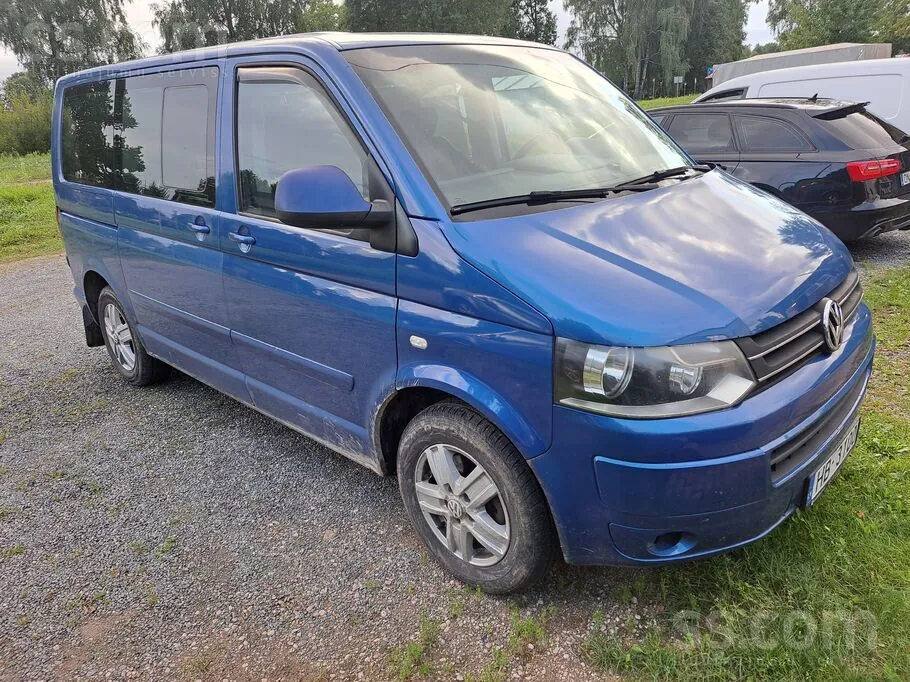 Volkswagen Multivan 2003 photo 2