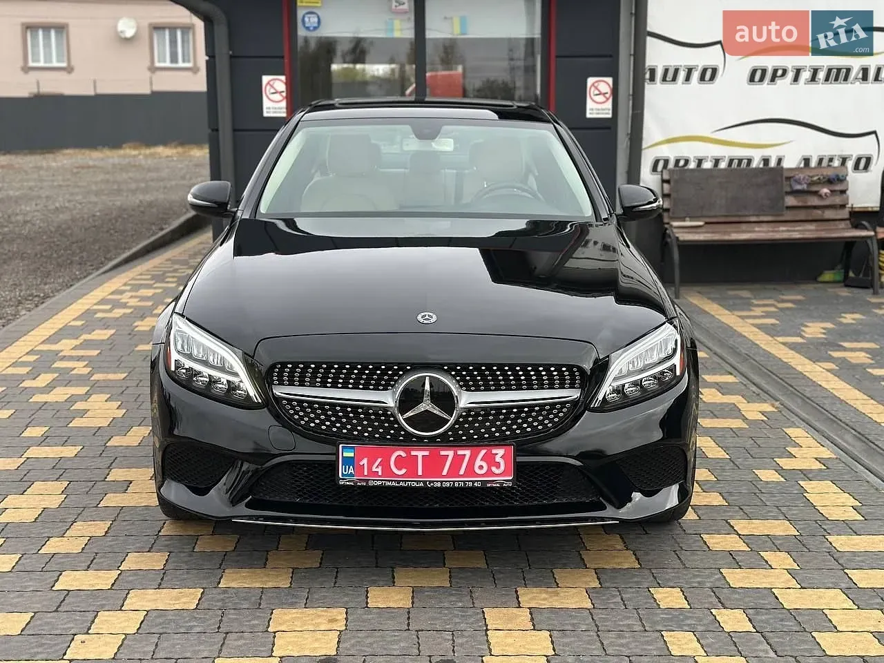 Mercedes-Benz C-Class 2019 photo 2