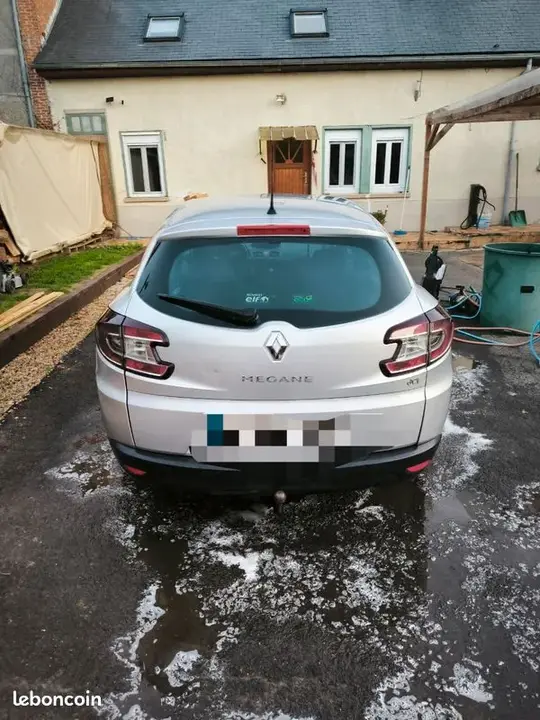Renault Megane 2009 photo 2