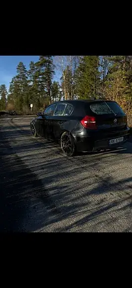 BMW 118D 2009 photo 3