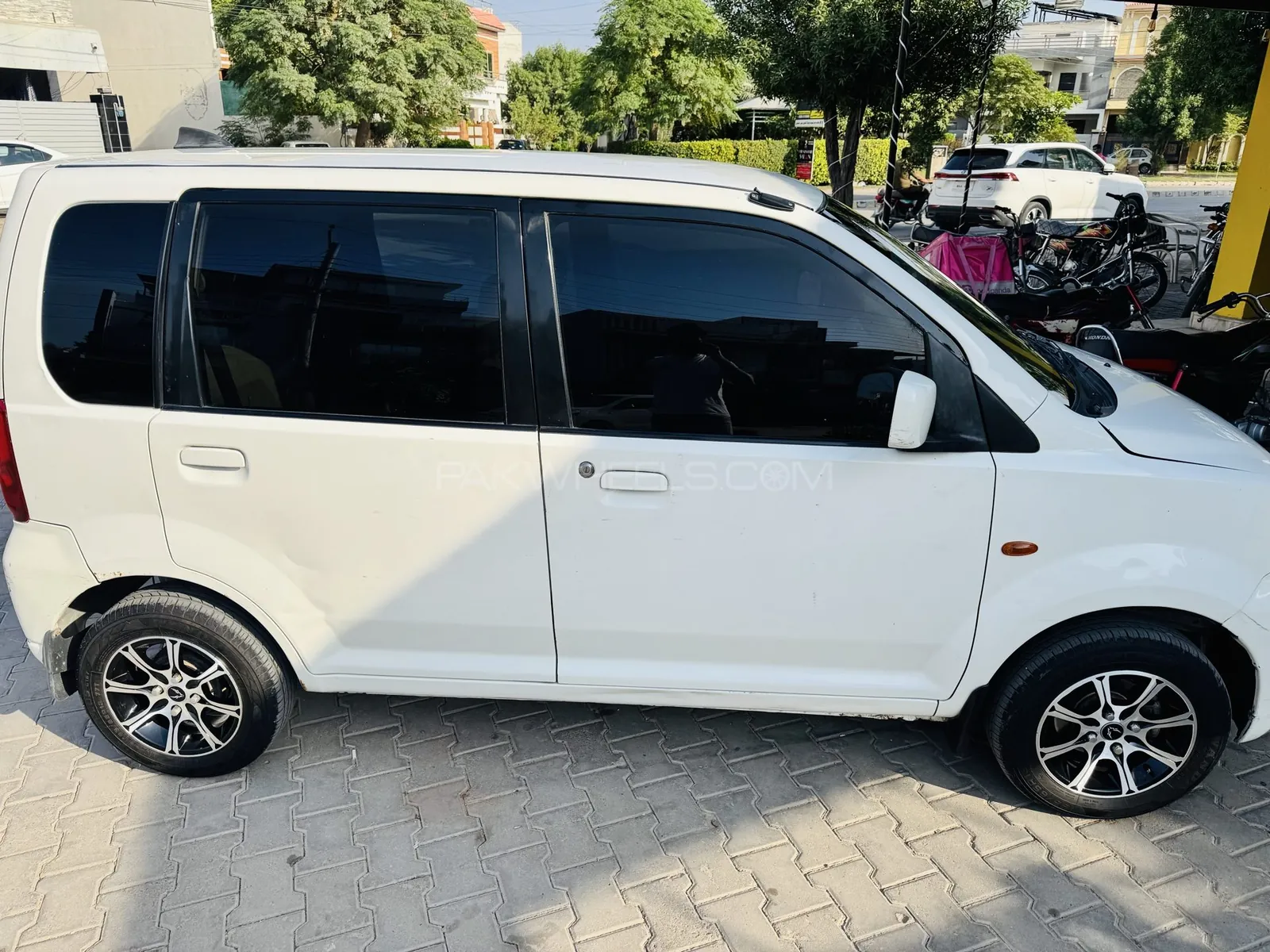 Mitsubishi Ek Wagon