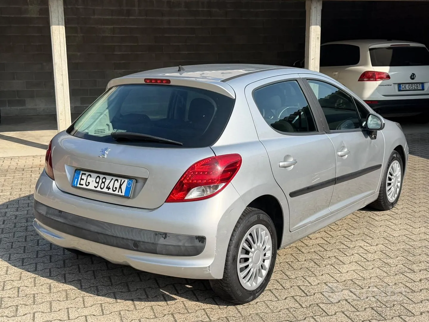 Peugeot 207 2011 photo 4
