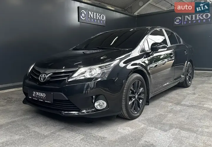 Toyota Avensis 2015 photo 2