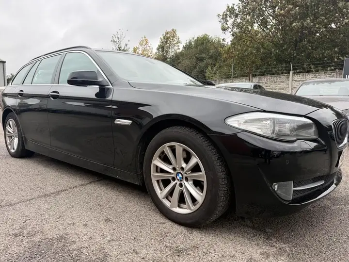 BMW 5 Series 2012 photo 3