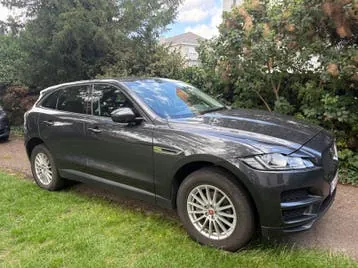 Jaguar F-Pace