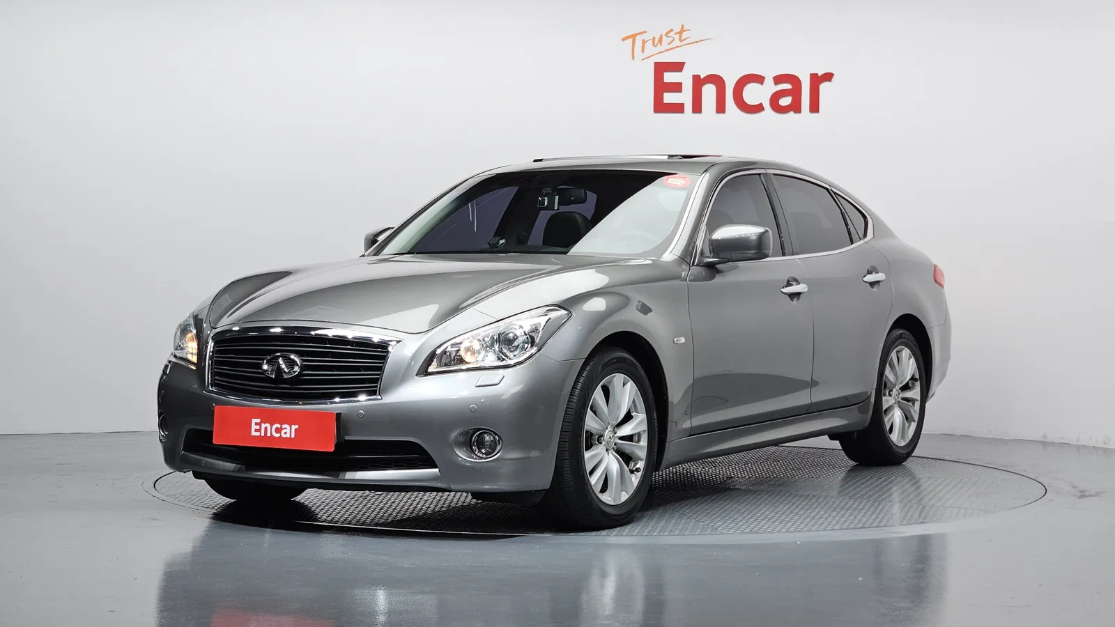 Infiniti M37