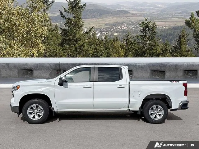 Chevrolet Silverado 1500 2025 photo 2