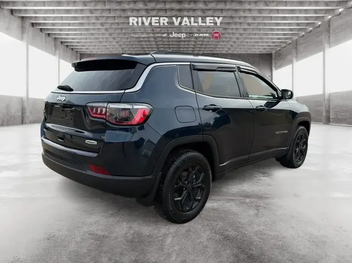 Jeep Compass 2026 photo 3