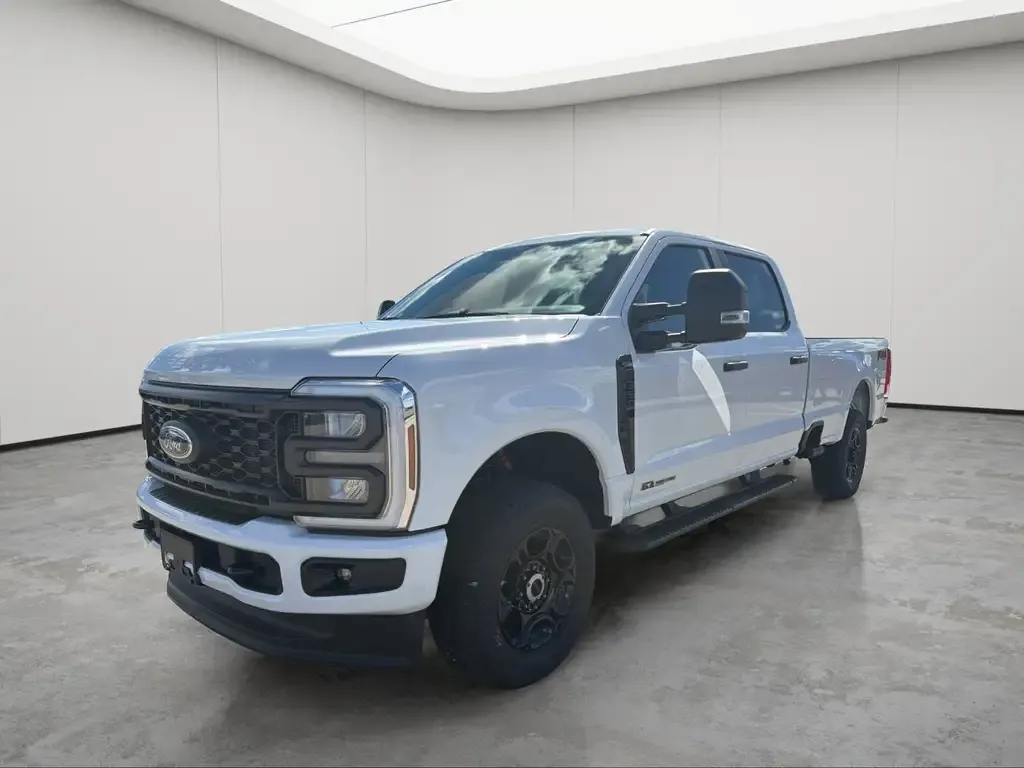 Ford F-350 Super Duty 2026 photo 3