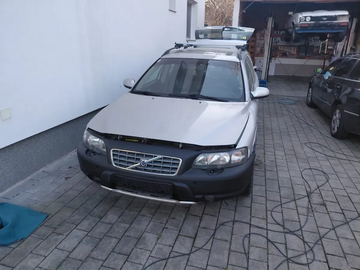 Volvo V70 2001 photo 2