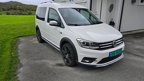 Volkswagen Caddy Alltrack 2017 photo 2