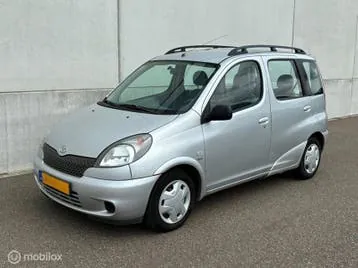Toyota Yaris Verso