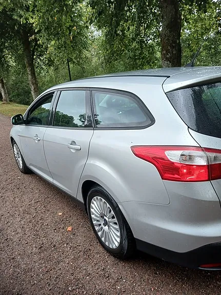 Ford Focus 2015 photo 2