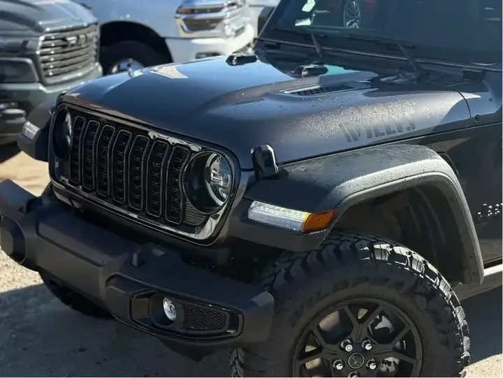 Jeep Wrangler 2026 photo 2