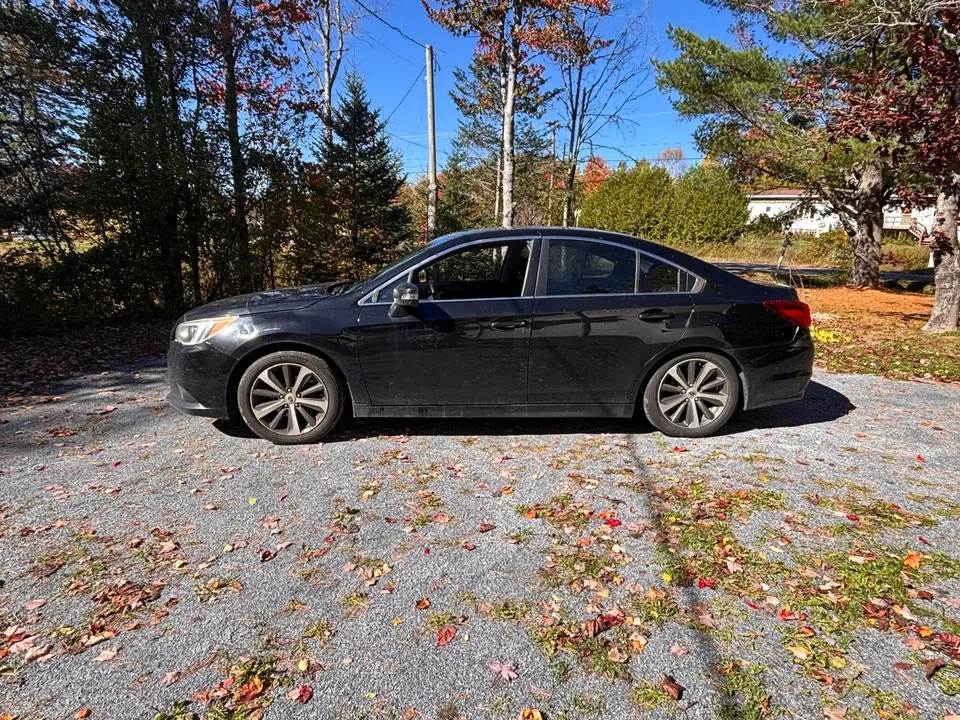 Subaru Legacy 2015 photo 2