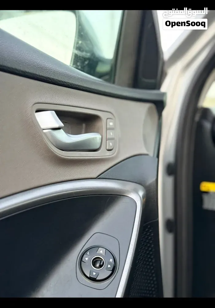 Hyundai Santa Fe 2014 photo 4