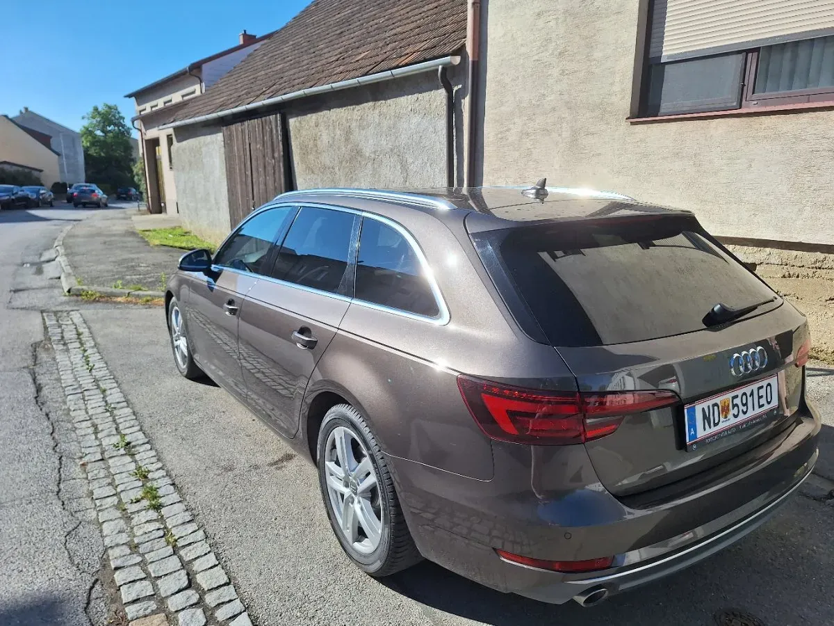 Audi A4 2018 photo 3