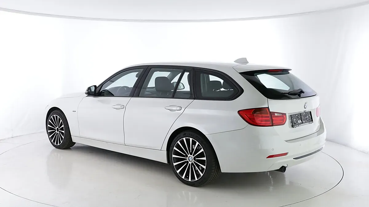 BMW 3 Series 2013 photo 3