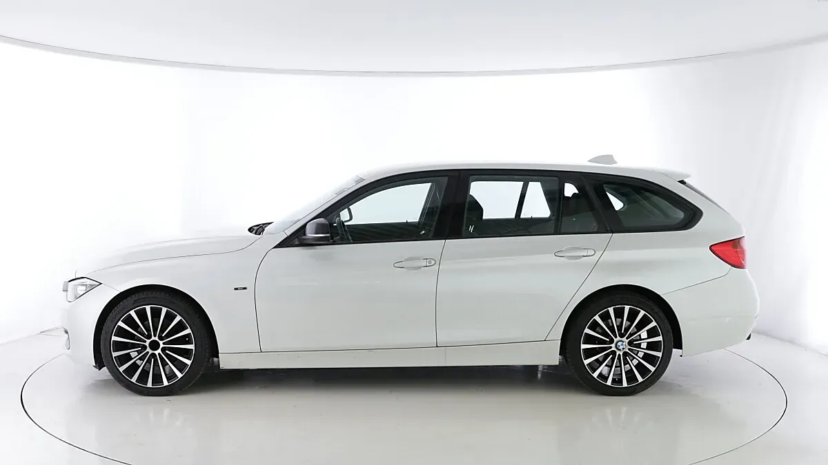 BMW 3 Series 2013 photo 2