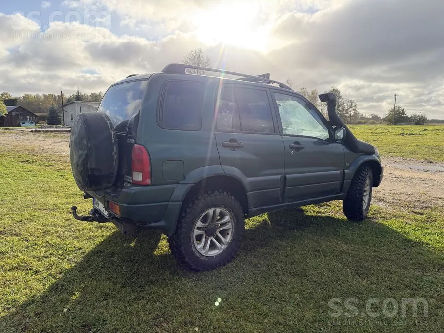 Suzuki Grand Vitara 2003 photo 3