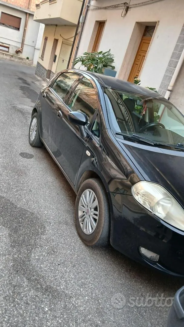 Fiat Grande Punto 2007 photo 3