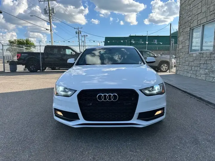 Audi A4 2015 photo 2