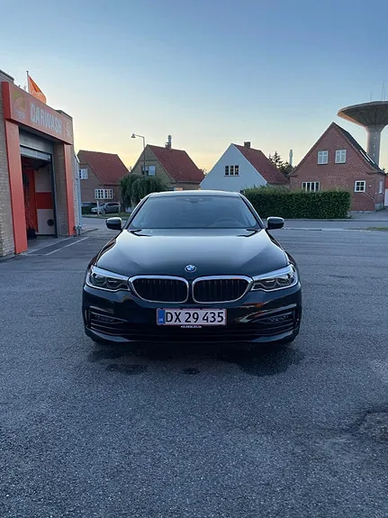 BMW 530E 2019 photo 2