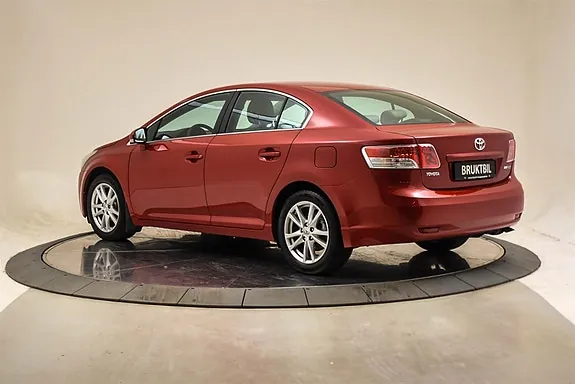 Toyota Avensis 2012 photo 3