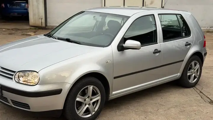 Volkswagen Golf 4