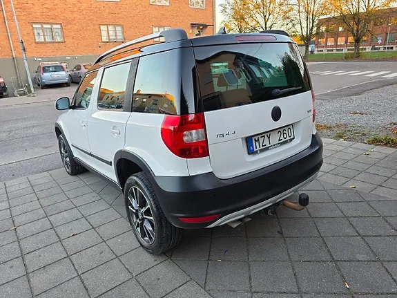 Skoda Yeti 2013 photo 3