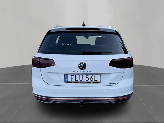 Volkswagen Passat Alltrack 2024 photo 3