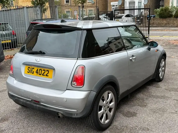 Mini Cooper 2006 photo 4