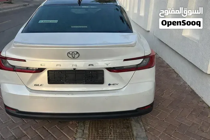 Toyota Camry 2025 photo 3
