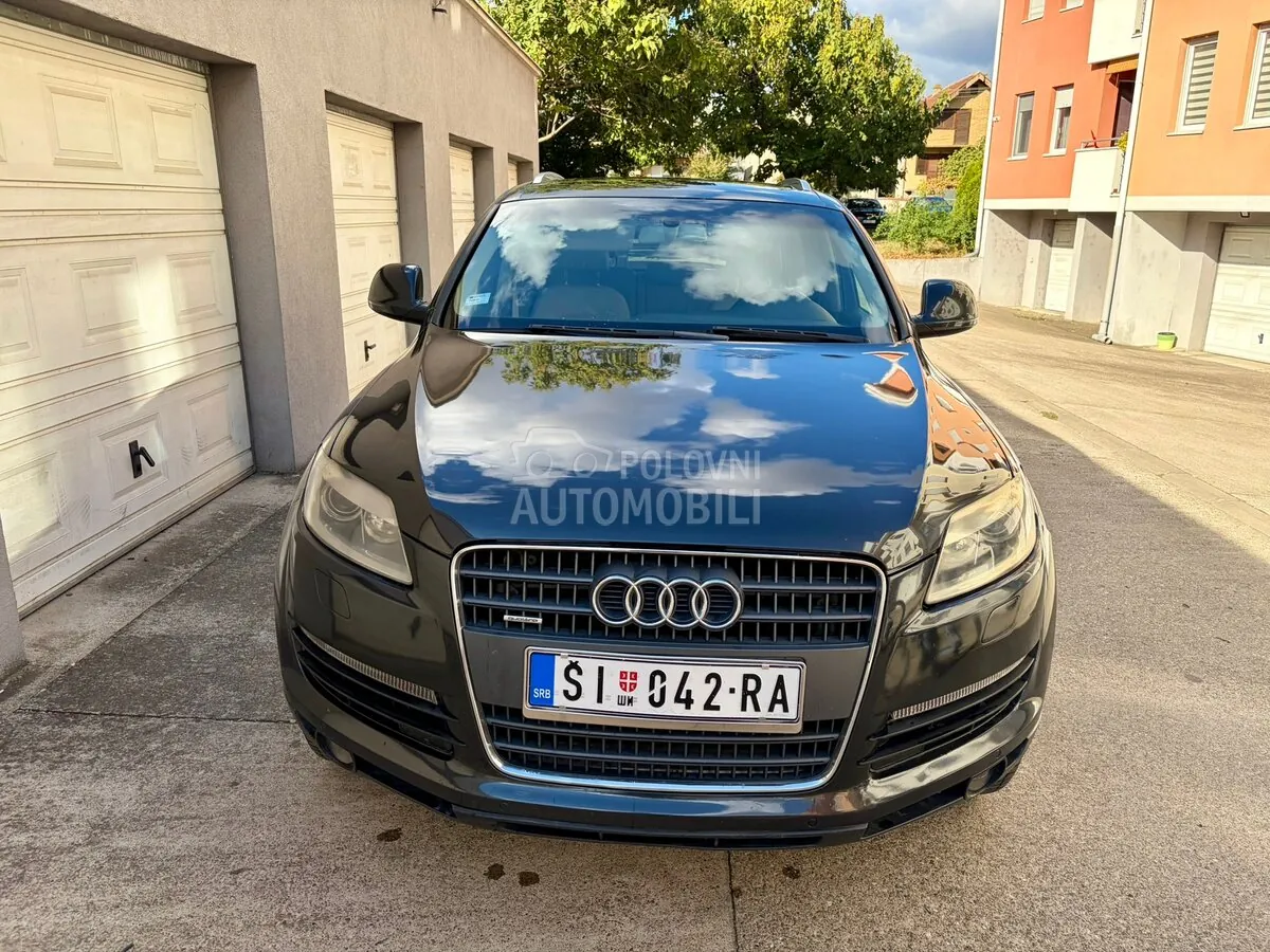 Audi Q7 2008 photo 3