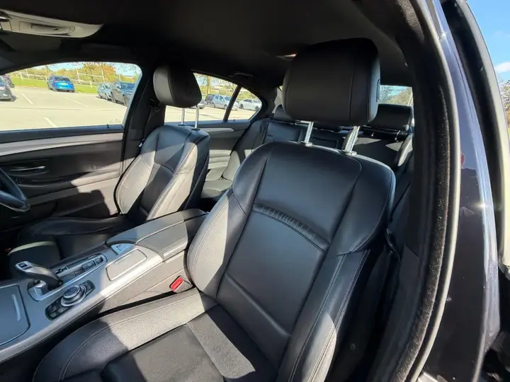 BMW 5 Series 2015 photo 3