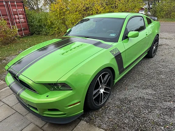 Ford Mustang 2013 photo 2
