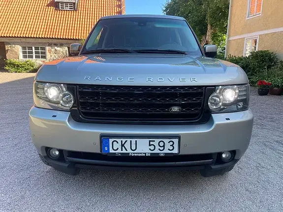 Land Rover Range Rover 2012 photo 2