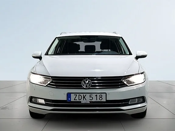 Volkswagen Passat 2018 photo 2