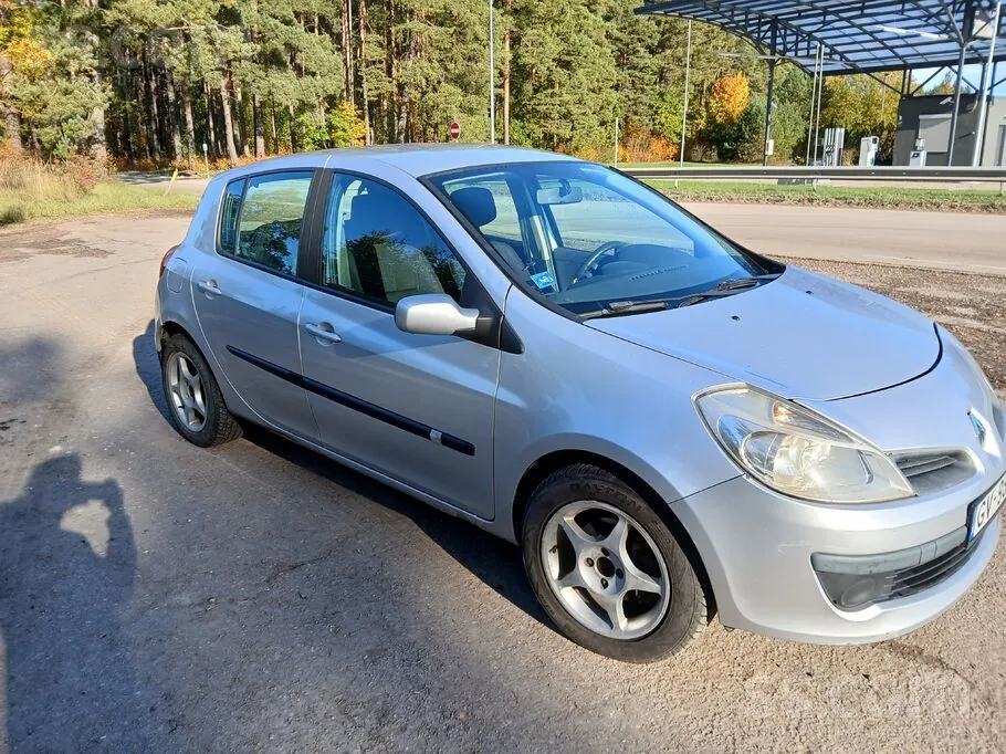 Renault Clio 2007 photo 3