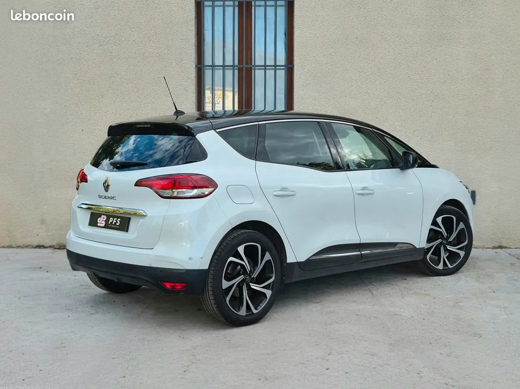 Renault Scenic 2017 photo 2