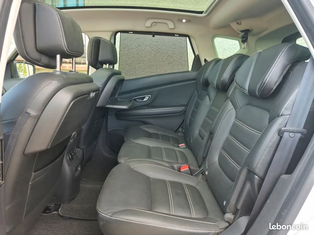 Renault Scenic 2017 photo 5