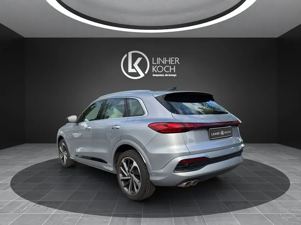 Audi Q5 2025 photo 3