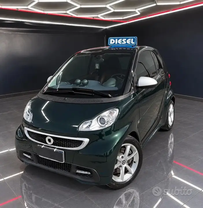 Smart Fortwo 2012 photo 2